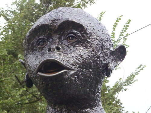 Exposition statue à La Croix-en-Touraine