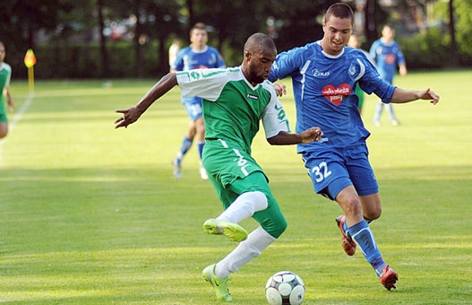 Juillet 2009  Rush Chorozow ( D1 Pologne)-MCA 1-0