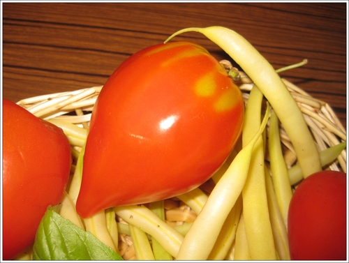 Un plateau de tomates