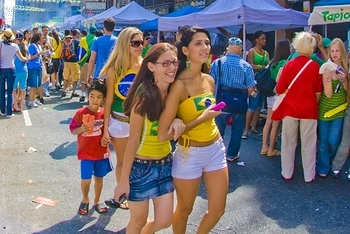 ny_brazilian_day_in_new_york_2009_27_691