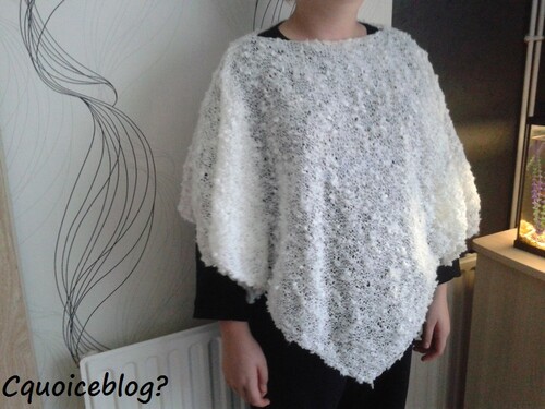 poncho tout blanc