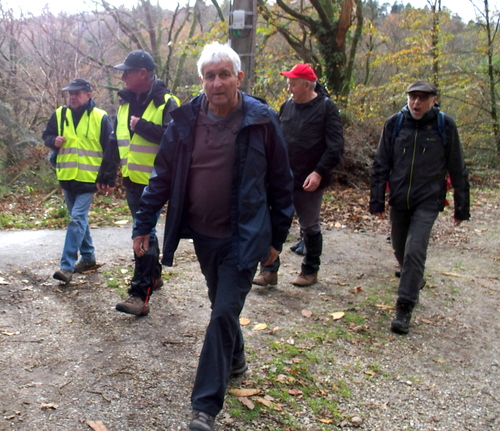 Rando à Hennebont ce 20 11 2023 . Nous étions 25 randonneurs pour marcher le long du Blavet avec un temps agréable .