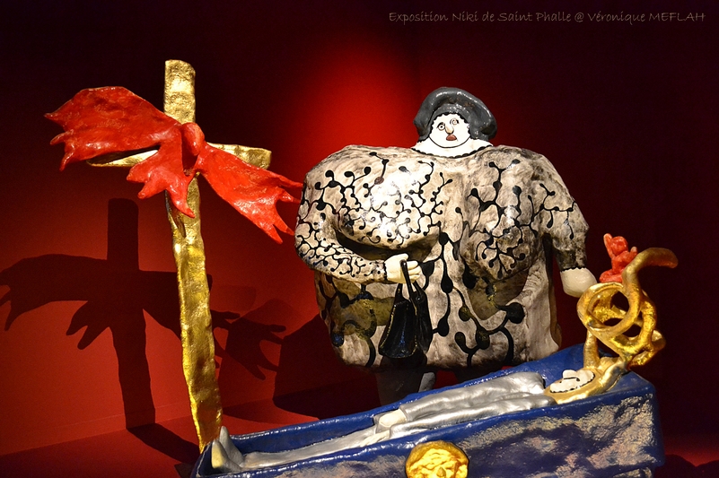 Exposition Niki de Saint Phalle : "Les funérailles du père" 1971