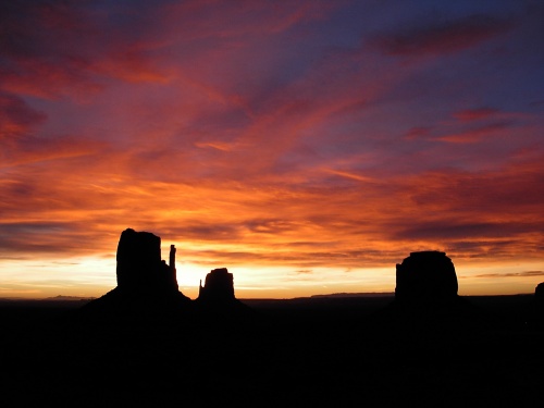 MONUMENT VALLEY...Notre première nuit dans le motorhome...Vu a 360°...Inoubliable!