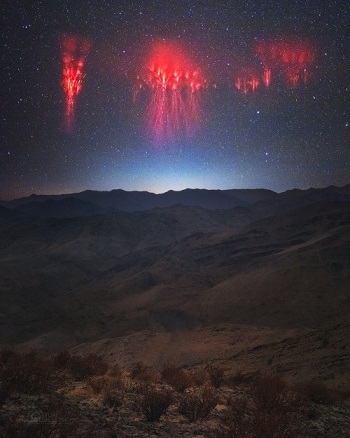 Lueurs rouges dans les Andes ... 