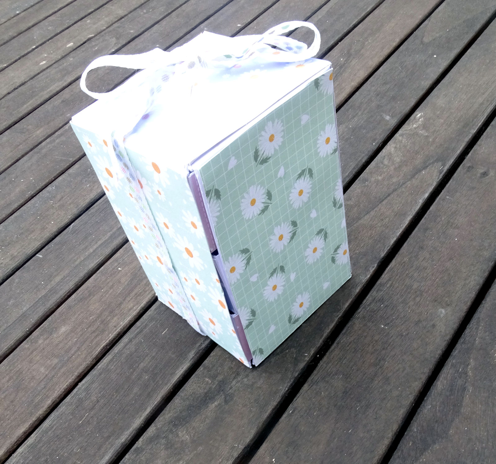 Carte anniversaire oublié, boite surprises paper clips