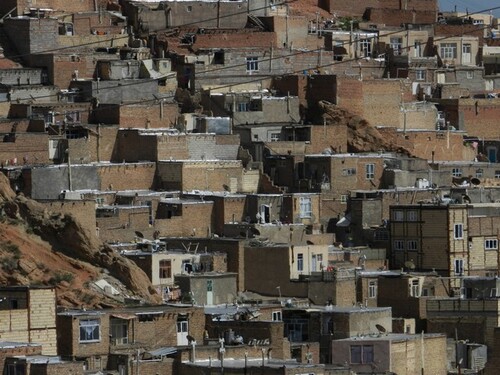 IRAN Tabriz, la montagne rouge