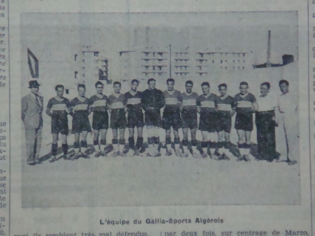 krraressi mustapha l\'ex et futur mouloudien  avec le gallia