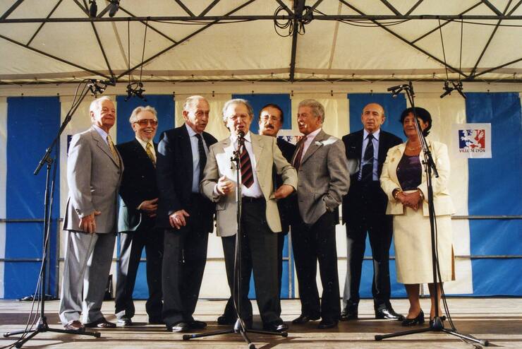 octobre 2002... L'inauguration de la place des Compagnons à Lyon