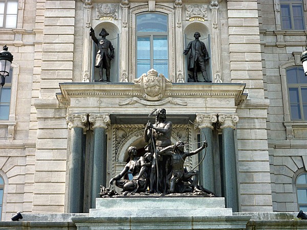 Québec Hôtel du Parlement sculptures b