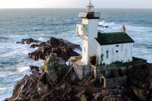 LE PHARE DE TEVENNEC