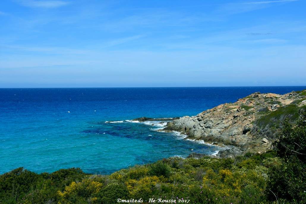 Vue sur les îles rousses - Corse