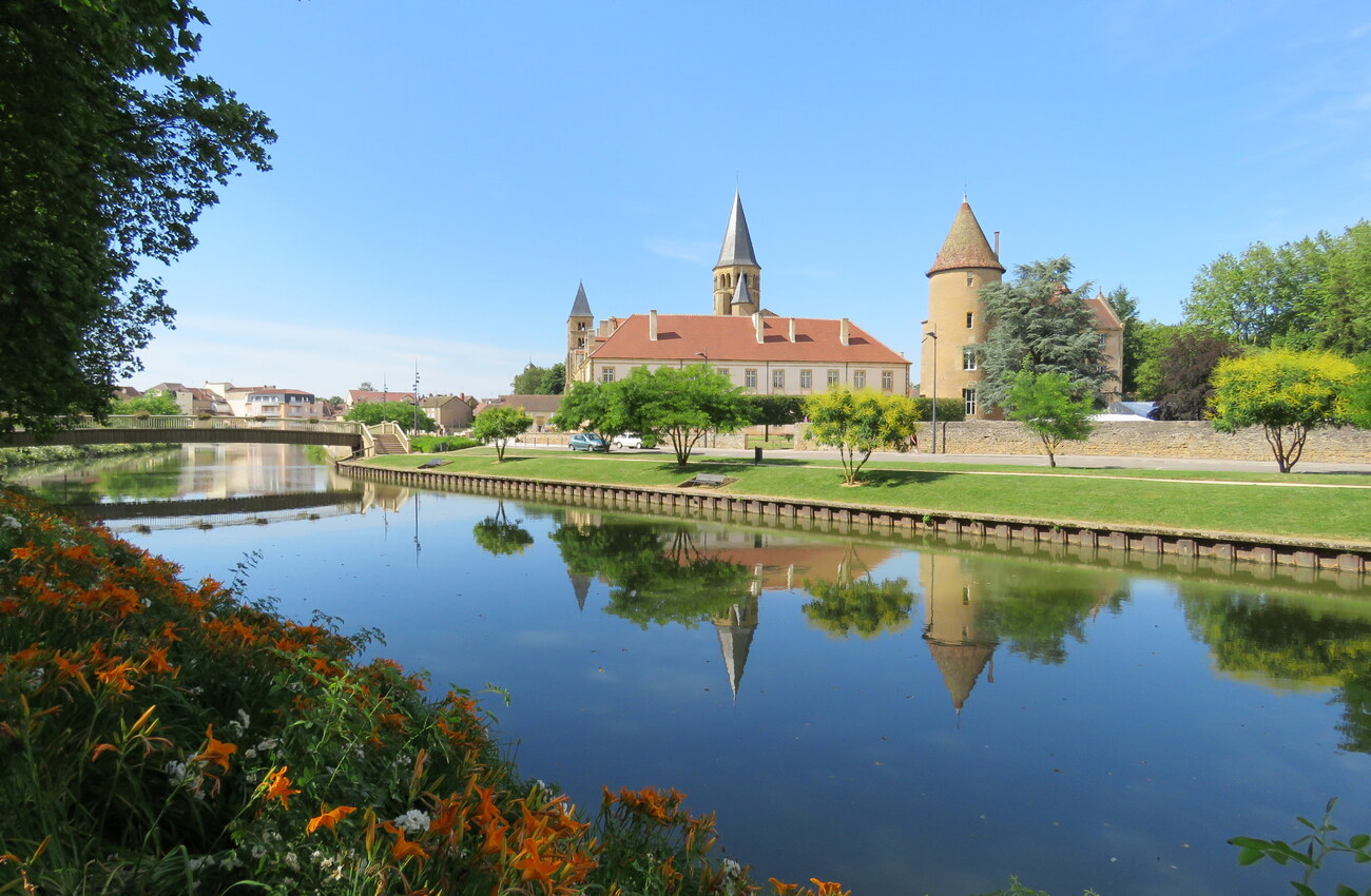 Reflets ... à Paray le Monial