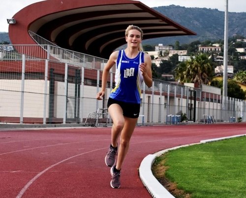 Fanny Luporini, championne départementale du 1000m, en 2018