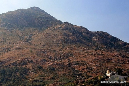 http://images.travelpod.com/tw_slides/ta00/ddf/902/arunachale-mountain-mamallapuram.jpg