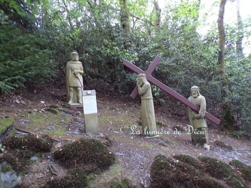 Plumelec, le chemin de croix de Callac