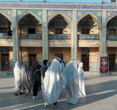 Le mausolée Shah Cheragh à Chiraz