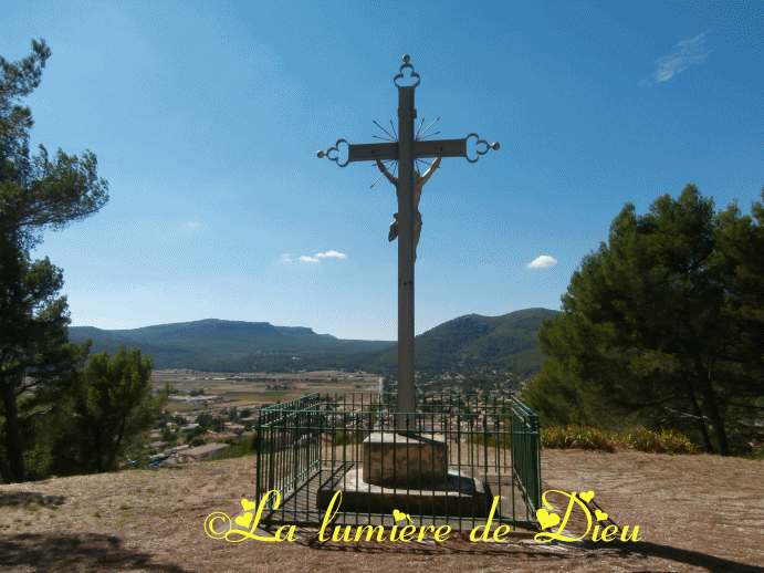 Cuges les pins : chapelle Saint Antoine