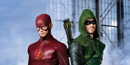 The Flash : Stephen Amell, la star d'Arrow, revient dans la saison 9