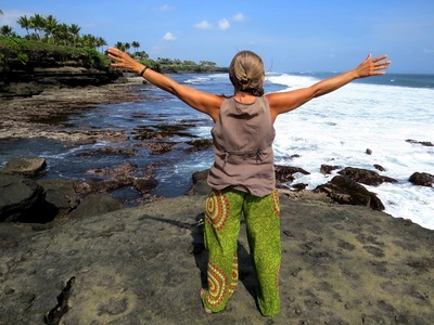 07 Août 2014 - Yeh Gangga, bien triste nouvelle... Tanah Lot remonte un peu le moral...