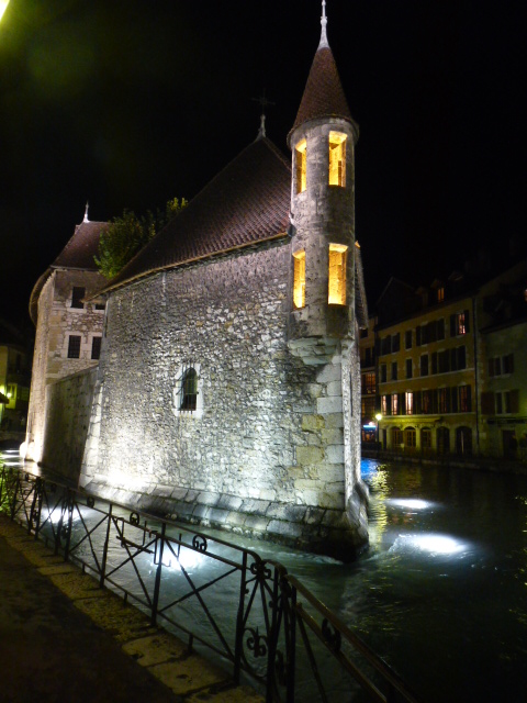       ANNECY,  LA VENISE DES ALPES