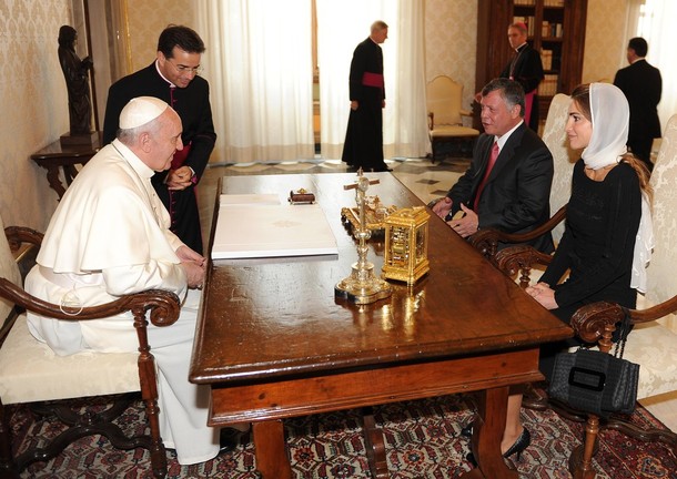 Selon le pape et le roi de Jordanie, la négociation est « l’unique option » en Syrie