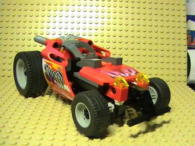 Légo Racers n°8136 de 2007 - Fire Crusher.