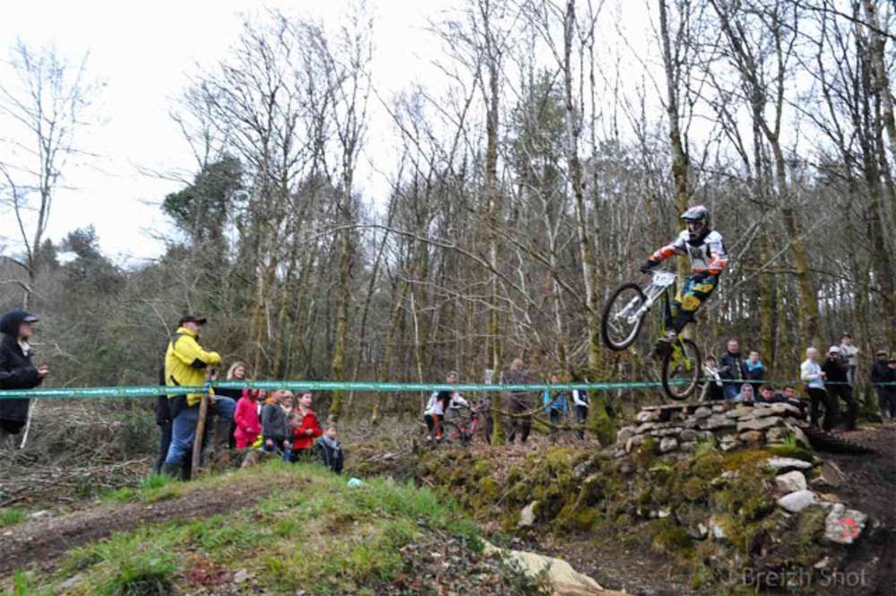 VTT Roches-du-Diable - Franchissement d'obstacle - Les cadets 