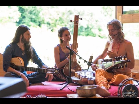 Estas Tonne, Istvan Sky Kek Eg, Pablo Arellano, Indre Kuliesiute — The Song  of the Butterfly - YouTube