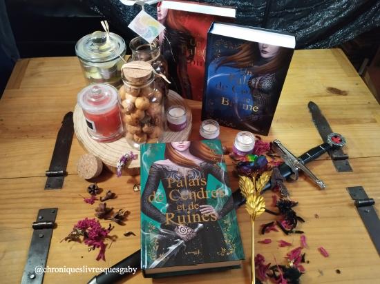 palais d'épines roses, Tome Palais cendres ruines (ACOTAR) (Sarah Maas)