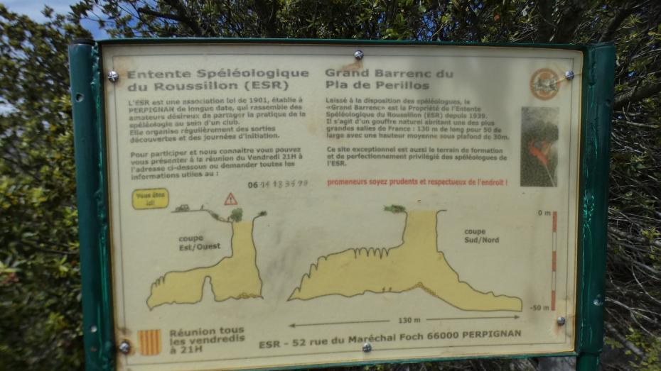 Peut être une image de carte et texte qui dit ’Entente Spéléologique du Roussillon (ESR) 1901 établie ERPIGNANGIon Grand Barrenc du Pla de Perillos Laissé la disposition pratique de des lournées d'initiation. nous connaitre vous ALAE 21H.A avec informations moyenne Vuas ctOs 30m. perfectionnemeni privilégie 0614183499 06 formation spéléologues promeneurs soyez prudents respectueux de endroit| coupe Est/ Quest coupe Sud Sud/Nord Réunion Réuniontous tous les vendredis A21 ESR -50 130 m 52 rue du Maréchal Foch 66000 PERPIGNAN’