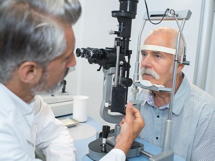 Le décollement rétinien fait partie des maladies des yeux que vous devriez connaître.