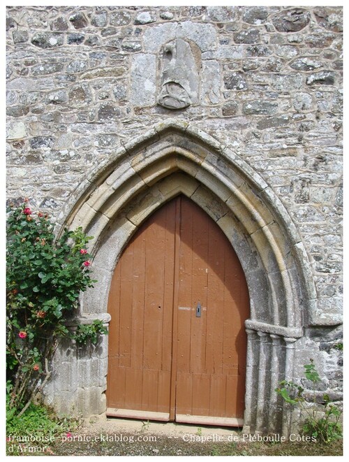 La Chapelle de Pléboulle dans les Côtes d'Armor 