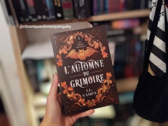Les Sœurs Solstice, Tome 1 : L'Automne du grimoire (J.L. Vampa)