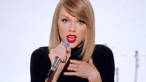 Taylor Swift : sa surprise à une fan bientôt sourde