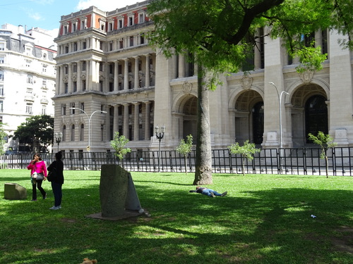 Autour de l'Opéra Colon à Buenos Aires en Arzentine (photos)