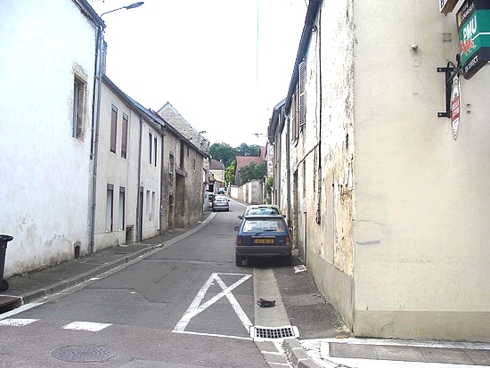Les rues de Châtillon sur Seine:la rue du Montoir...
