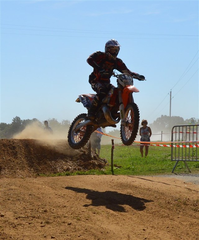 Blog de sylviebernard-art-bouteville : sylviebernard-art-bouteville, Enduro de Saint-Geniès - 30.08.2015