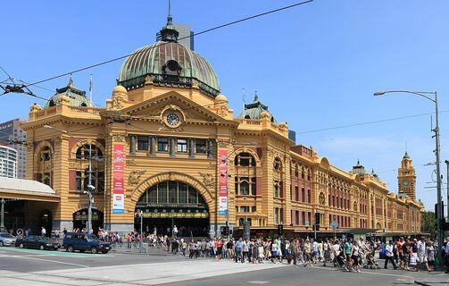 1 flinders st station melb.jpg