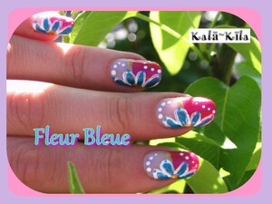 fleur-bleue2.gif