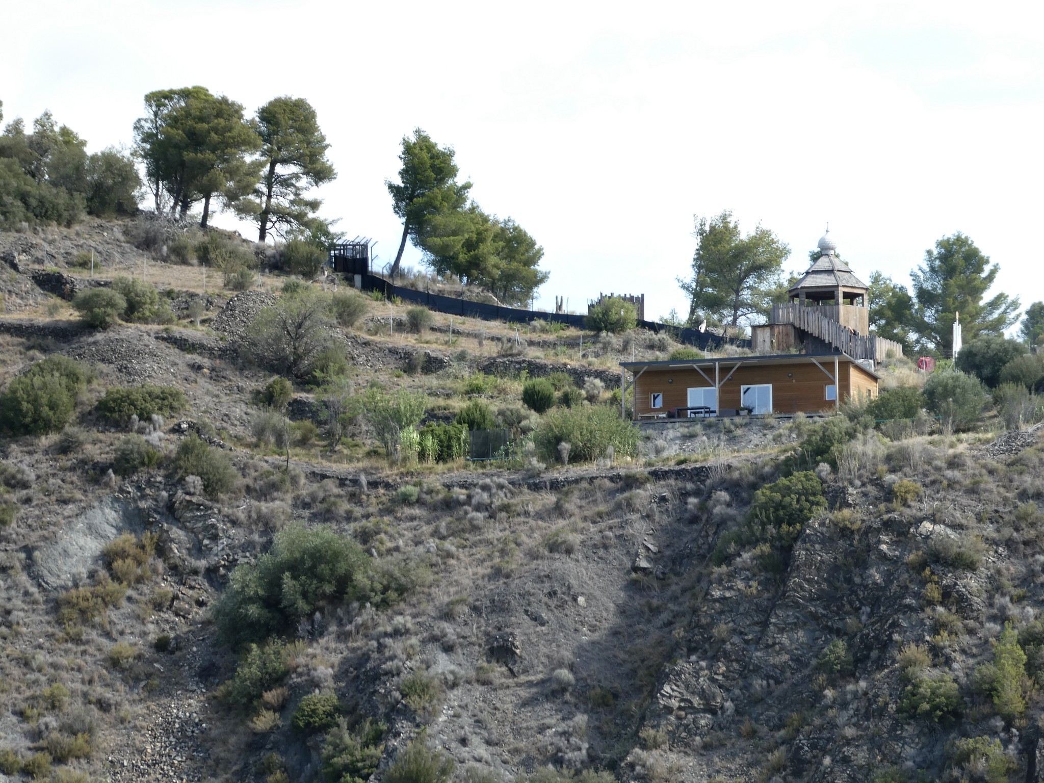 Aucune description de photo disponible.