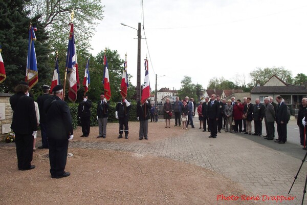 Commémoration de l'Armistice du 8 mai 1945, à Châtillon sur Seine....