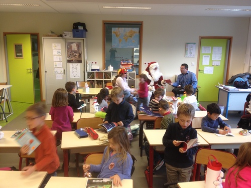 Vendredi 18 décembre : le Père Noël est venu à l'école