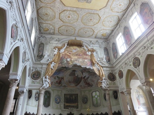 Naples, le Duomo et la liquéfaction du sang de San Gennaro