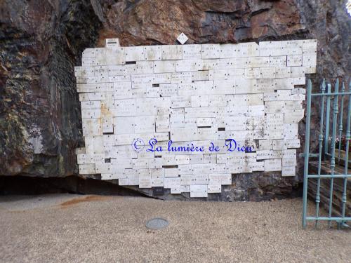 Plumelec, la grotte