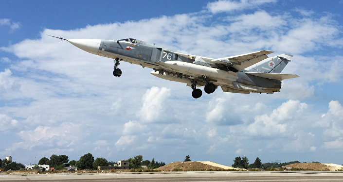 avion russe Su-24, l'aérodrome de Hmamiyat à Lattaquié