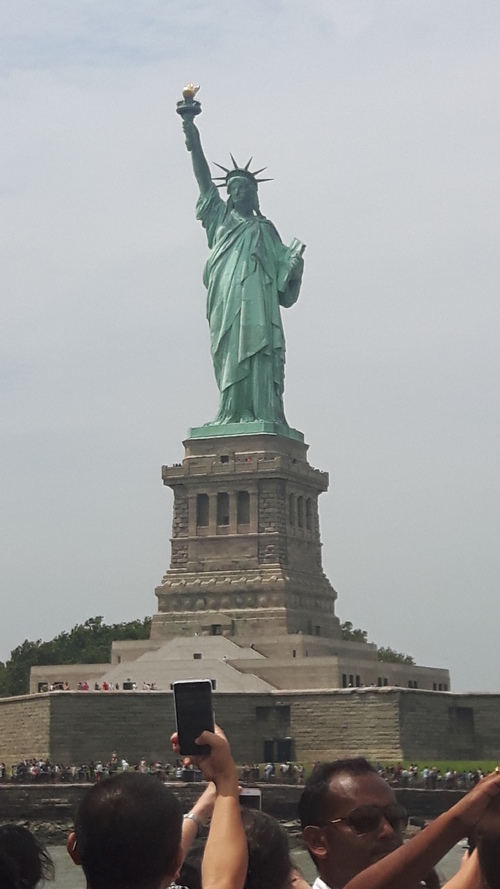 22 juillet , jour 13 , New York statue de la Liberté