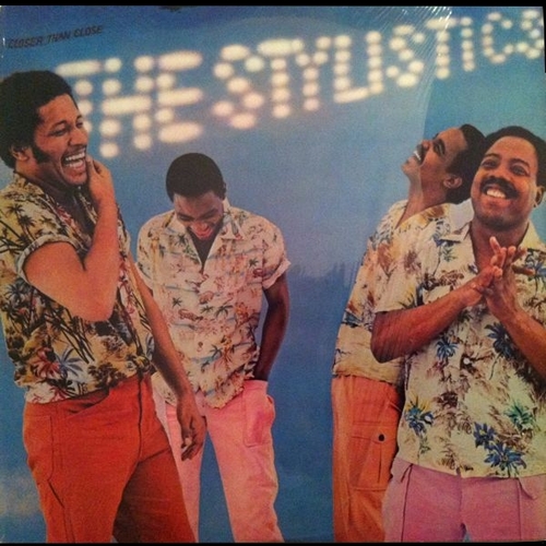 1981 : The Stylistics : Album " Closer Than Close " TSOP Records FZ 37458 [ US ]