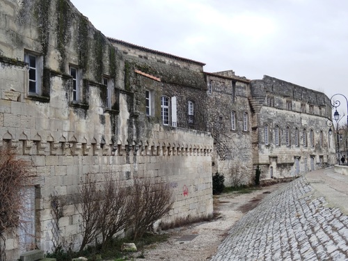 Arles: atour des Thermes et le Musée Réattu (photos)