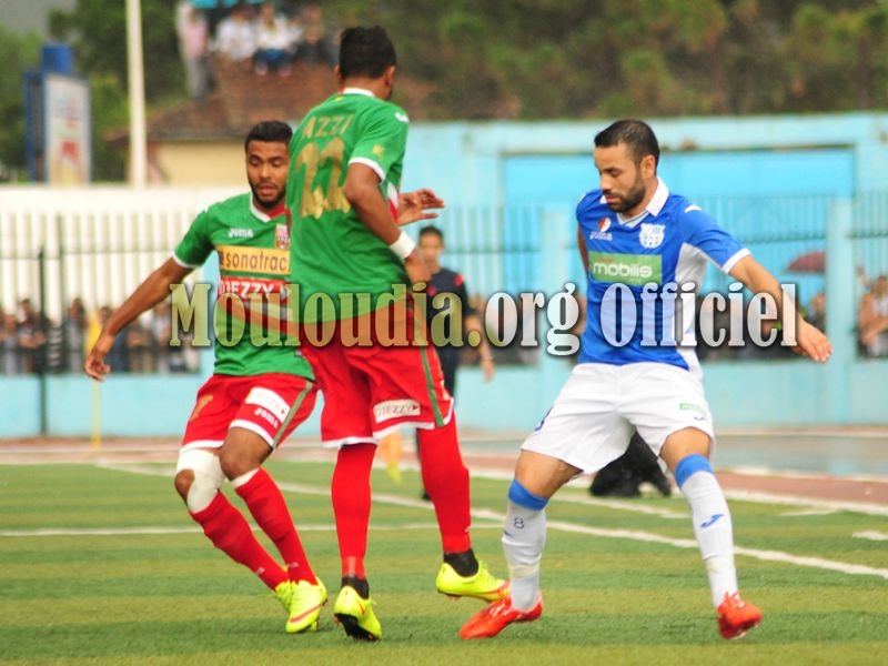 Vendredi 29.05.2015 à l\'Arbaâ RCA-MCA 2-1 le Mouloudia 11ème